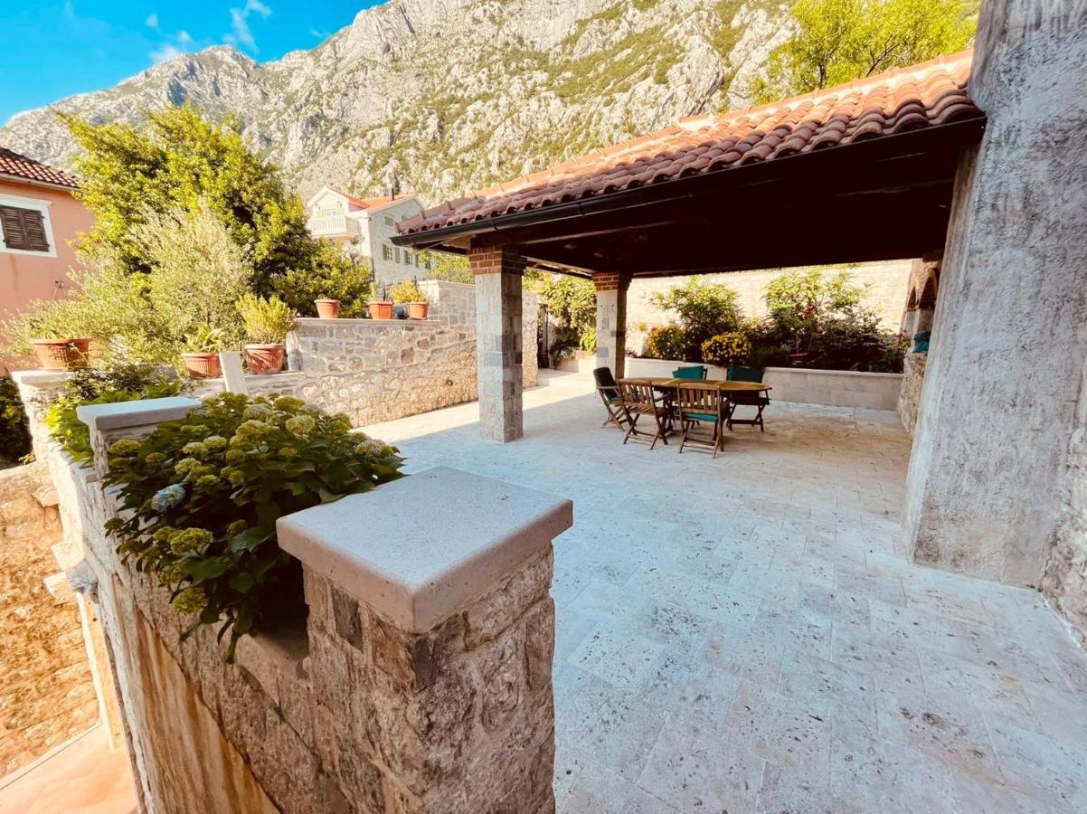 Villa Casa Pantagana à Kotor Extérieur photo